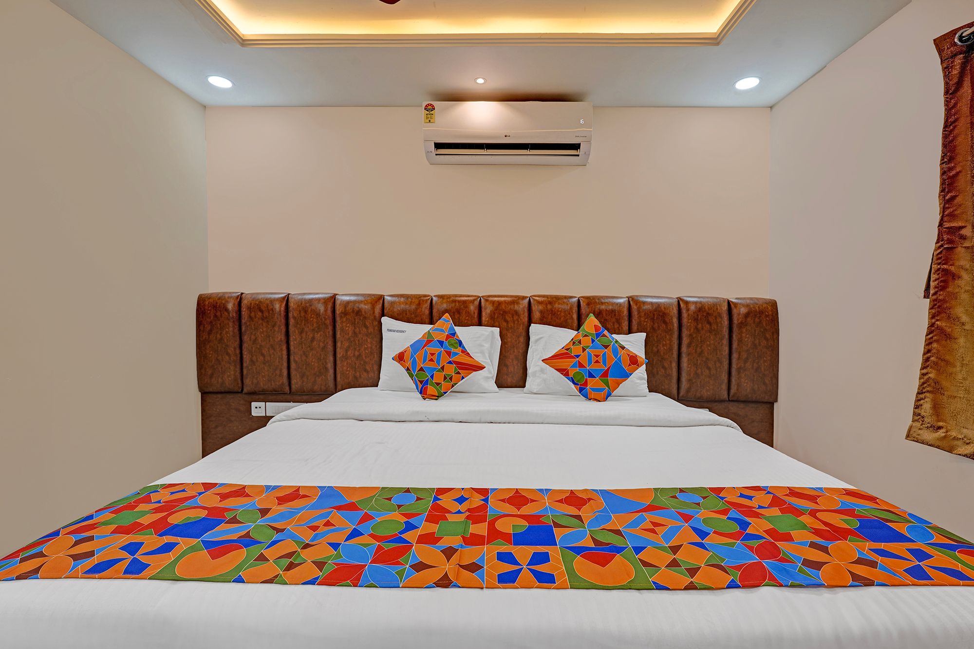 FabHotel Pranavam Residency Deluxe Room 2