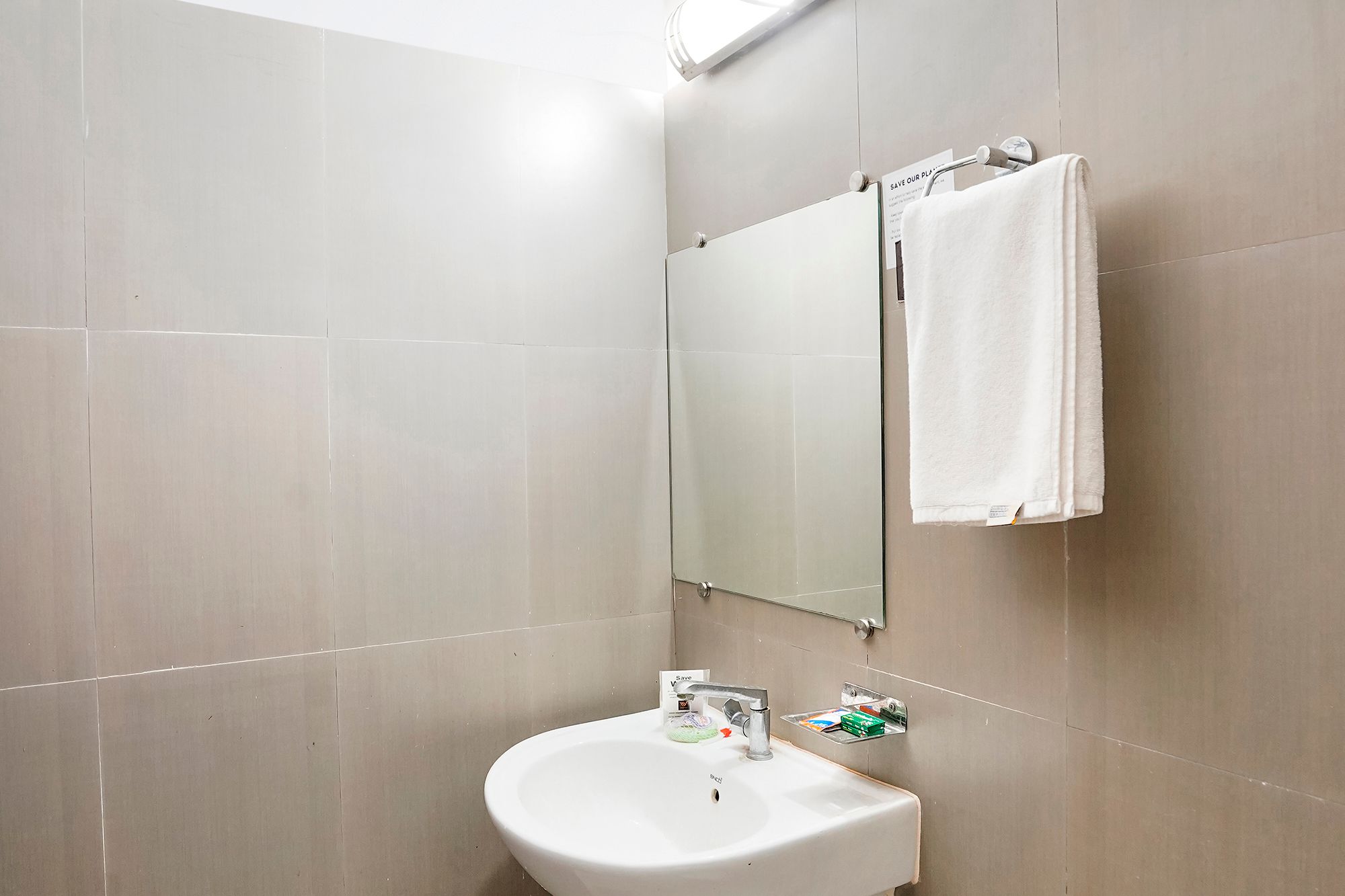 FabHotel Luminous Beach Resort Deluxe Room 3