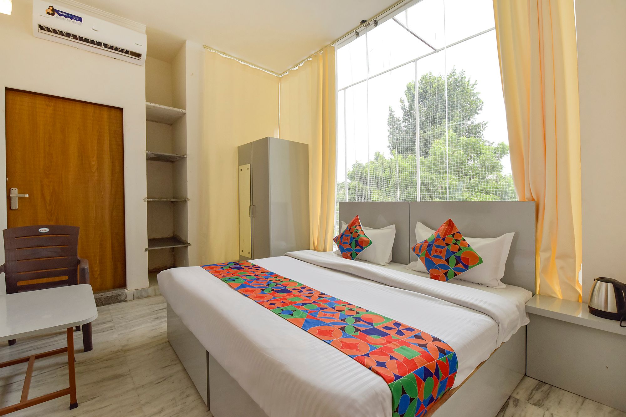 FabHotel Sahaswatam Stay Deluxe Room 4