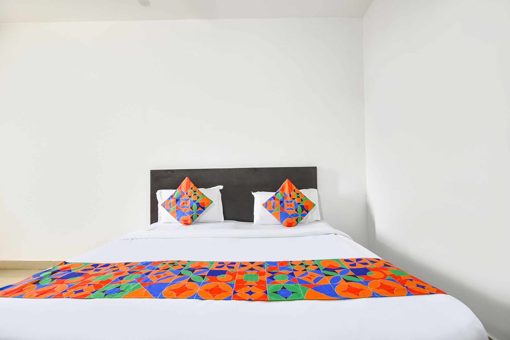 FabHotel Surajkund Residency Deluxe Room 4