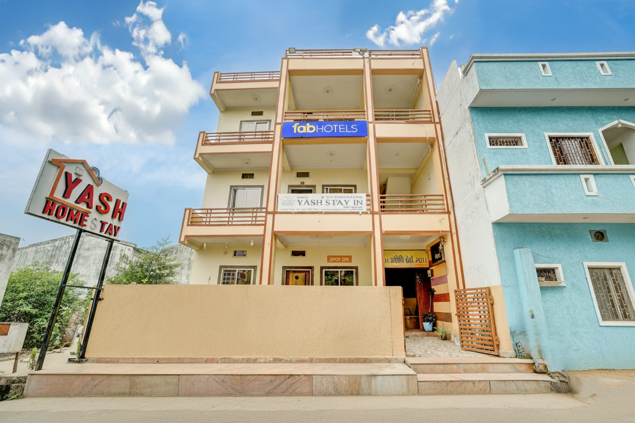 FabHotel Yash Stay Inn