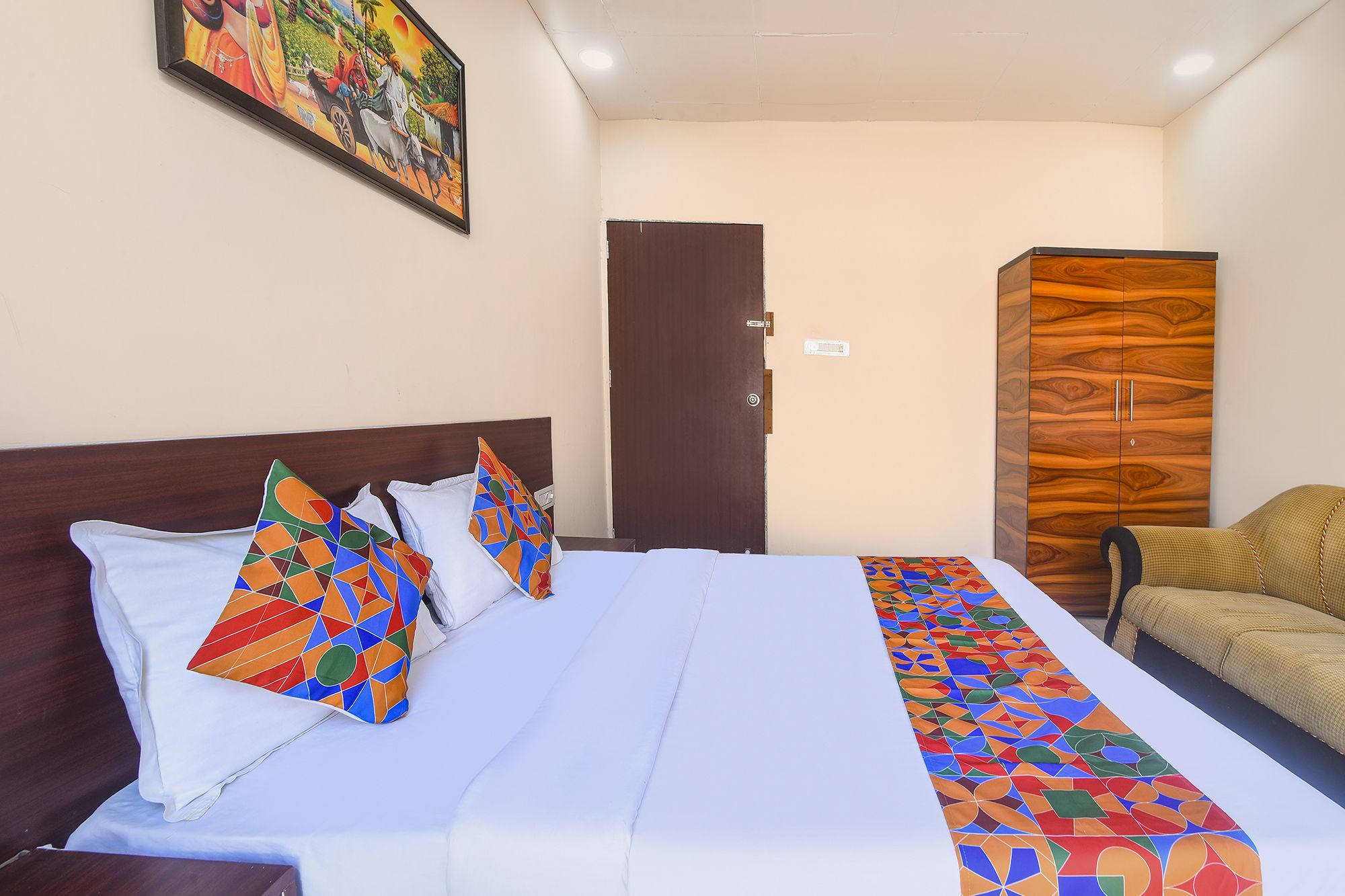 FabHotel Kavya