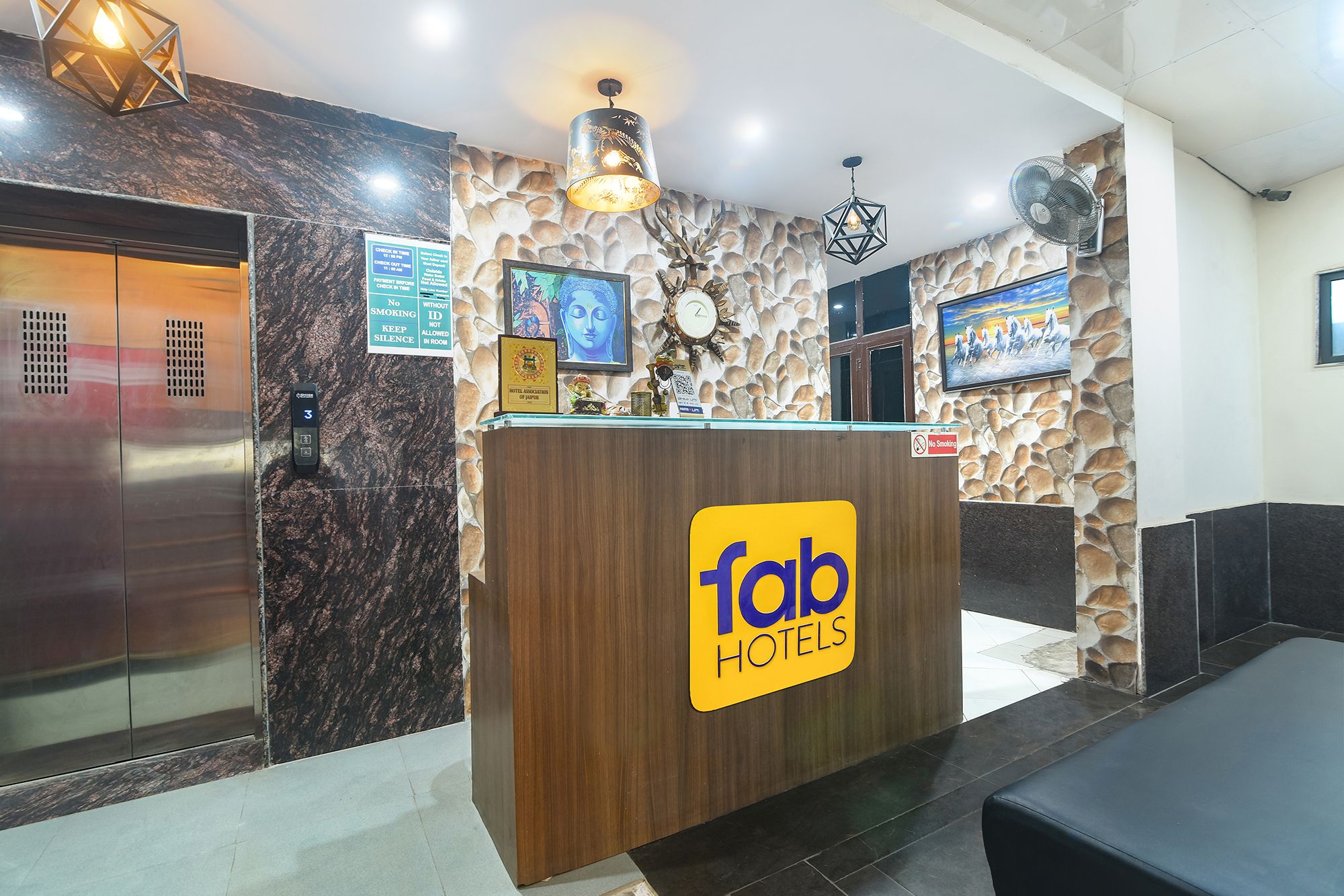 FabHotel Kavya