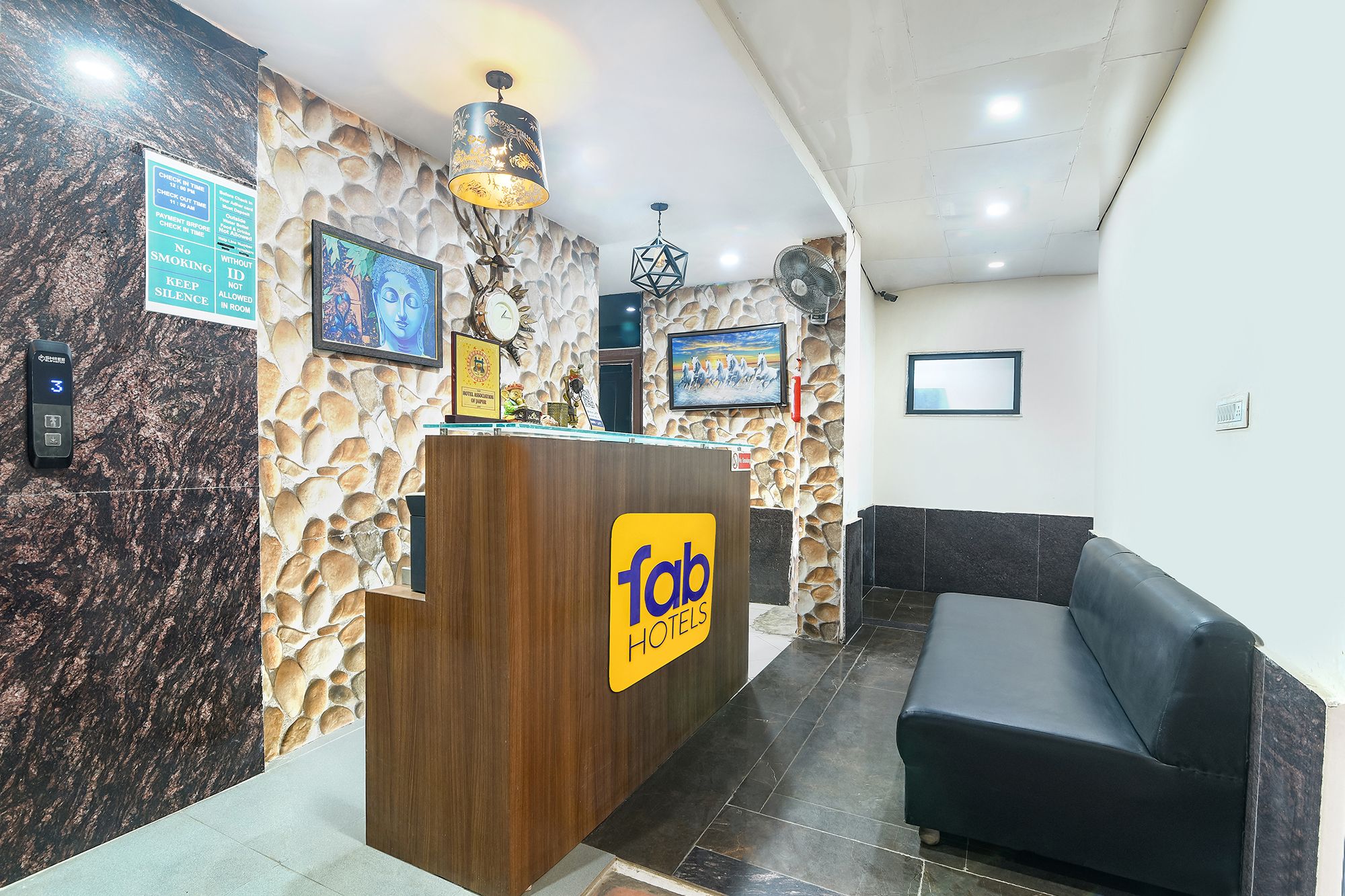 FabHotel Kavya