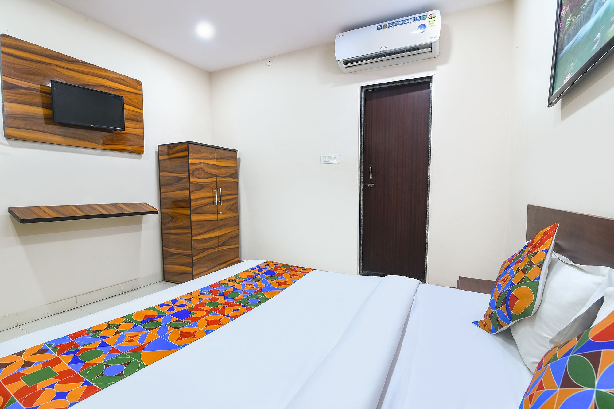 FabHotel Kavya