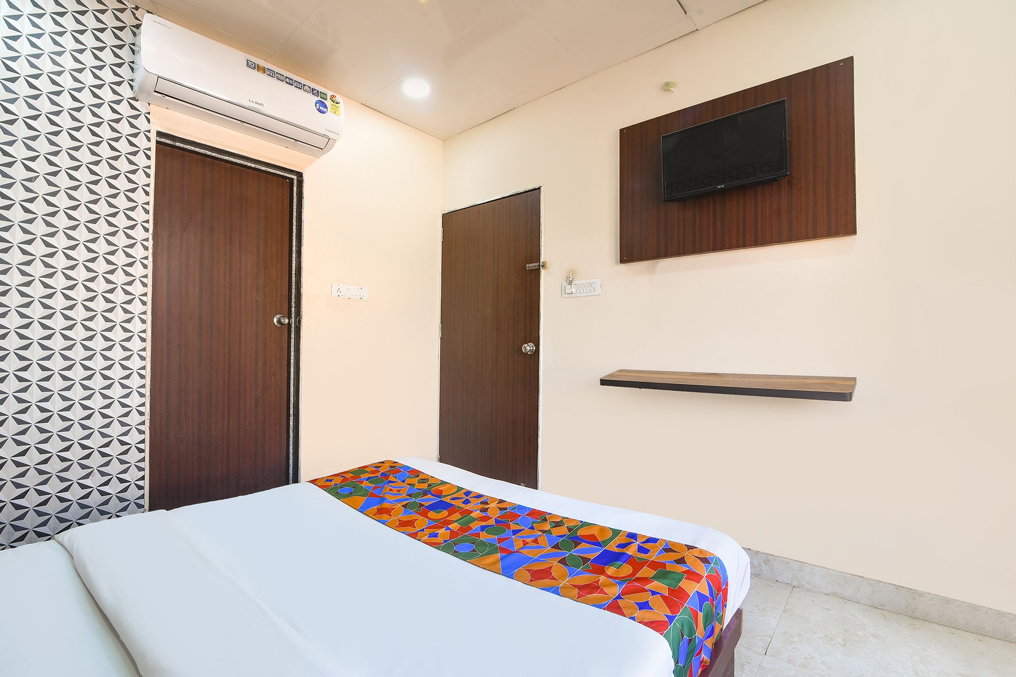 FabHotel Kavya