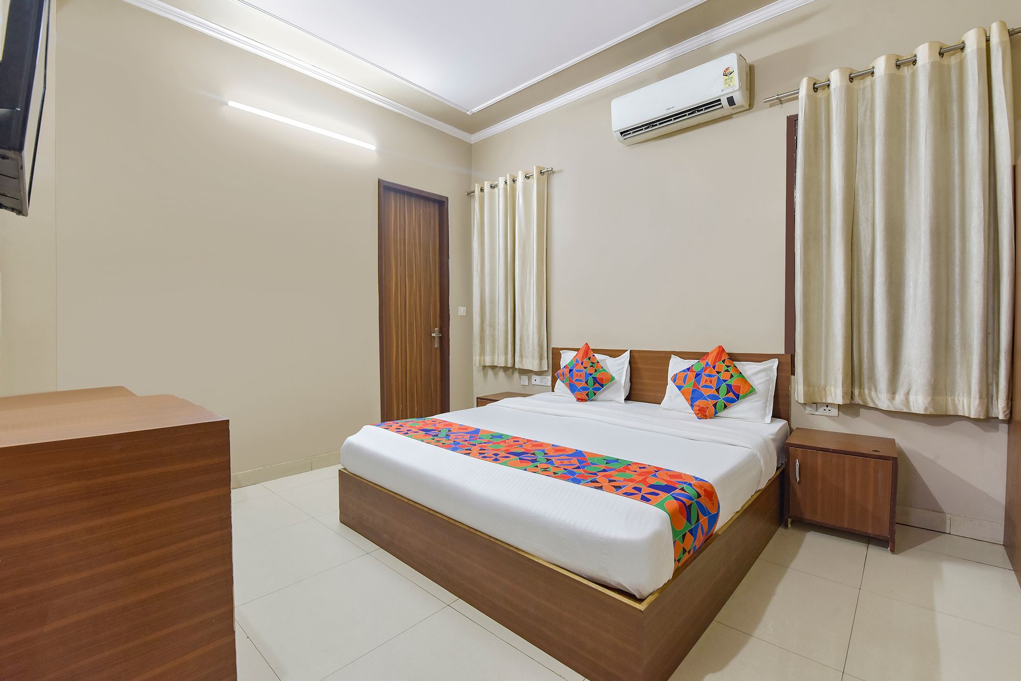 FabHotel S 14