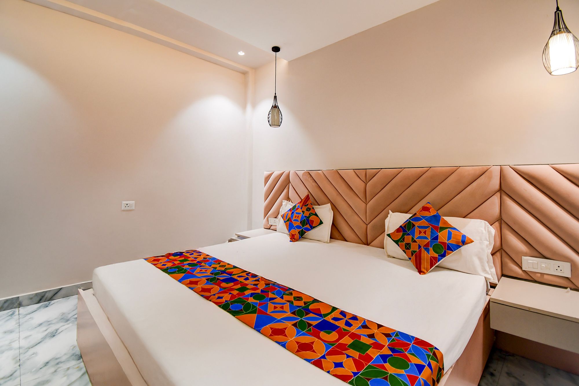 FabHotel Ashirwad Deluxe Room 2
