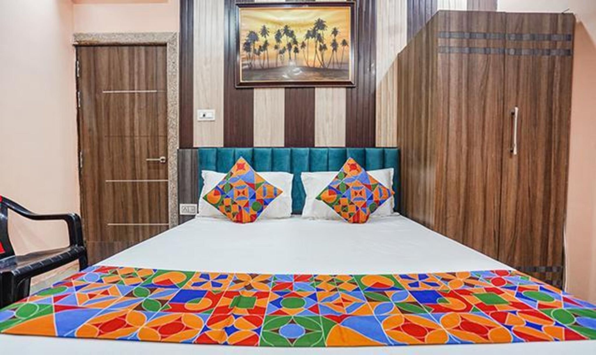 Via Rameshwar Inn Deluxe Room 3