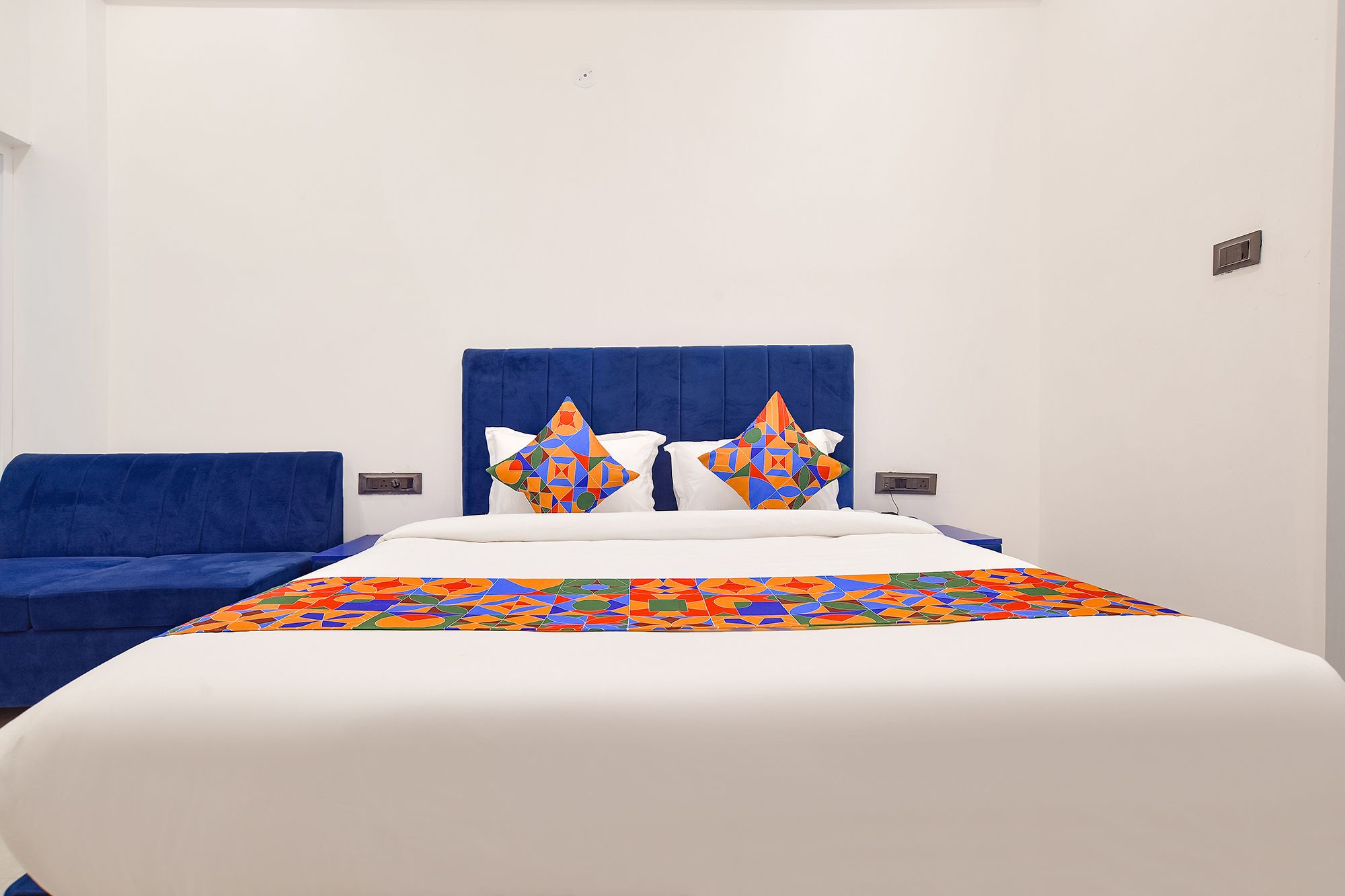 FabHotel Saraca Inn Deluxe Room 3