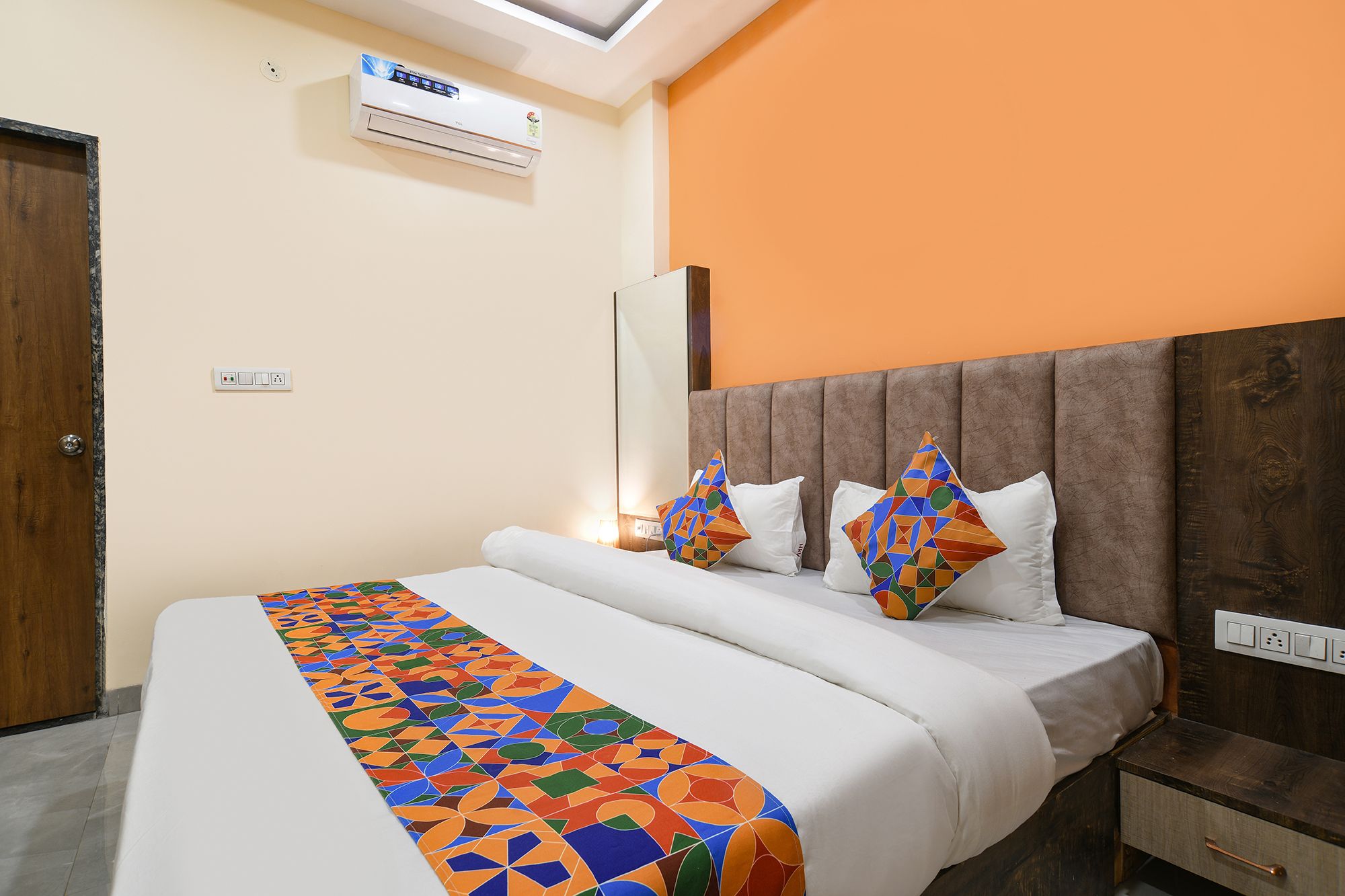 FabHotel Kavish Villa Deluxe Room 2