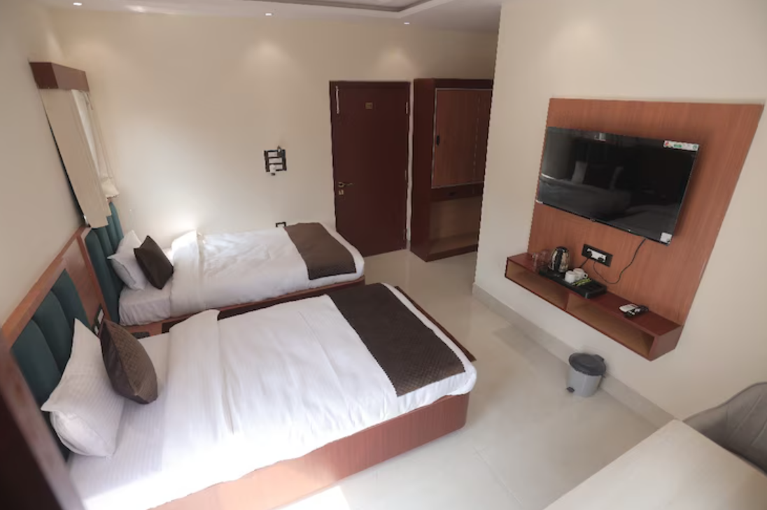 Hotel Maharani Grand Maharani Executive 3