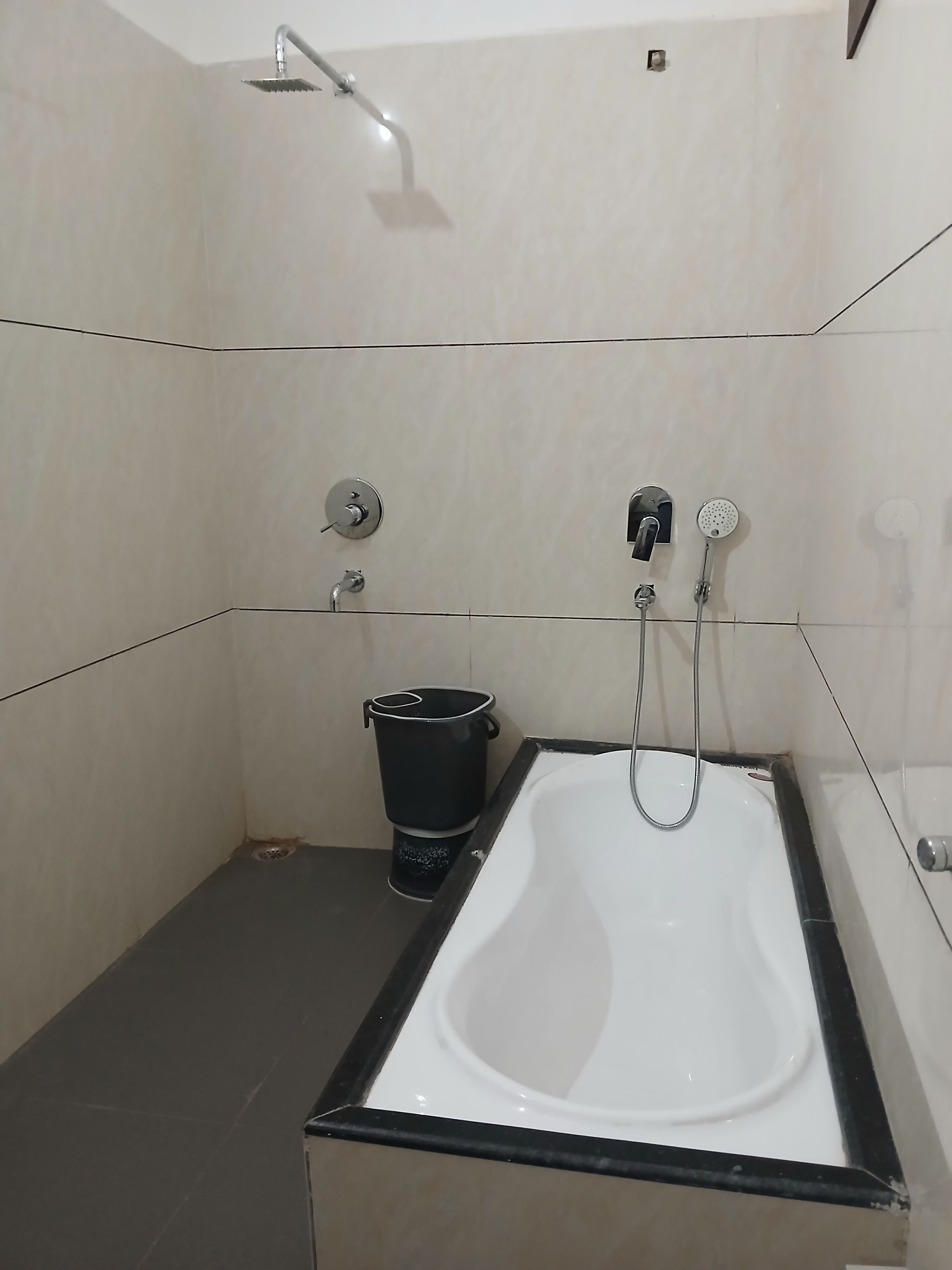 Premium Room with Bathtub