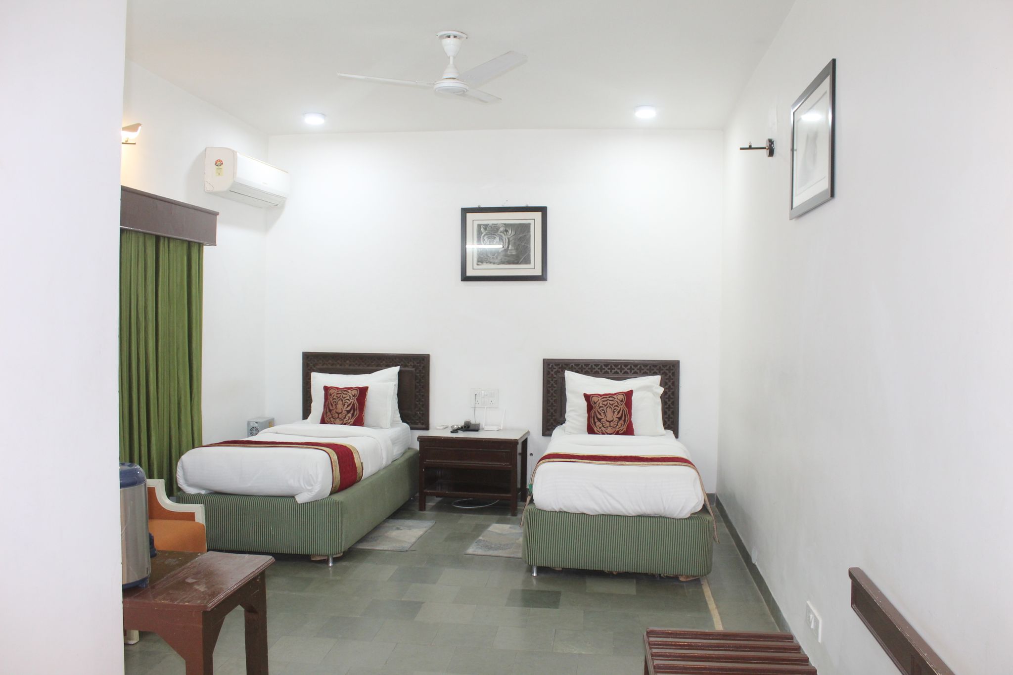 Panna Tiger Resort - Riverside Property Super Deluxe 11