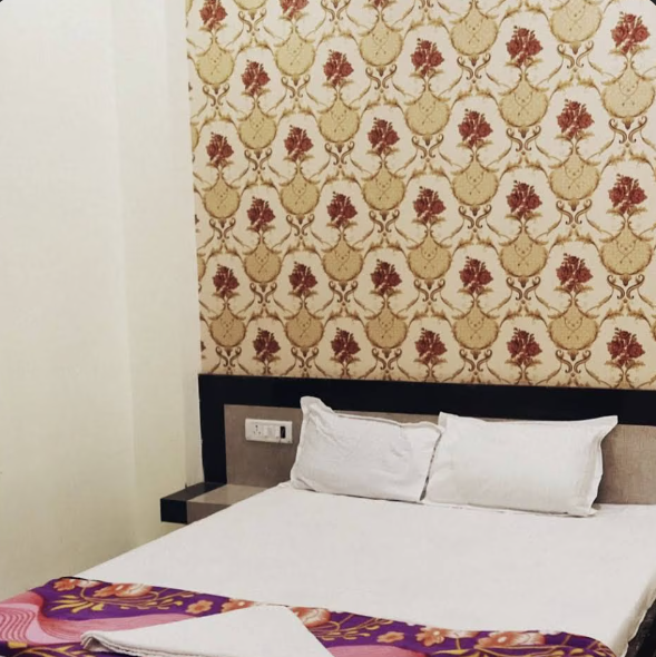 Hotel Sundaram by Clovers Hospitality Standard AC Room 4
