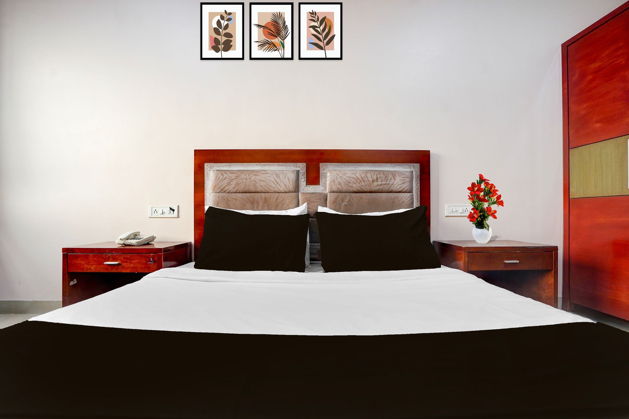 Hotel O Rani Durgawati Crossway Formerly Orient Palace CLASSIC 3