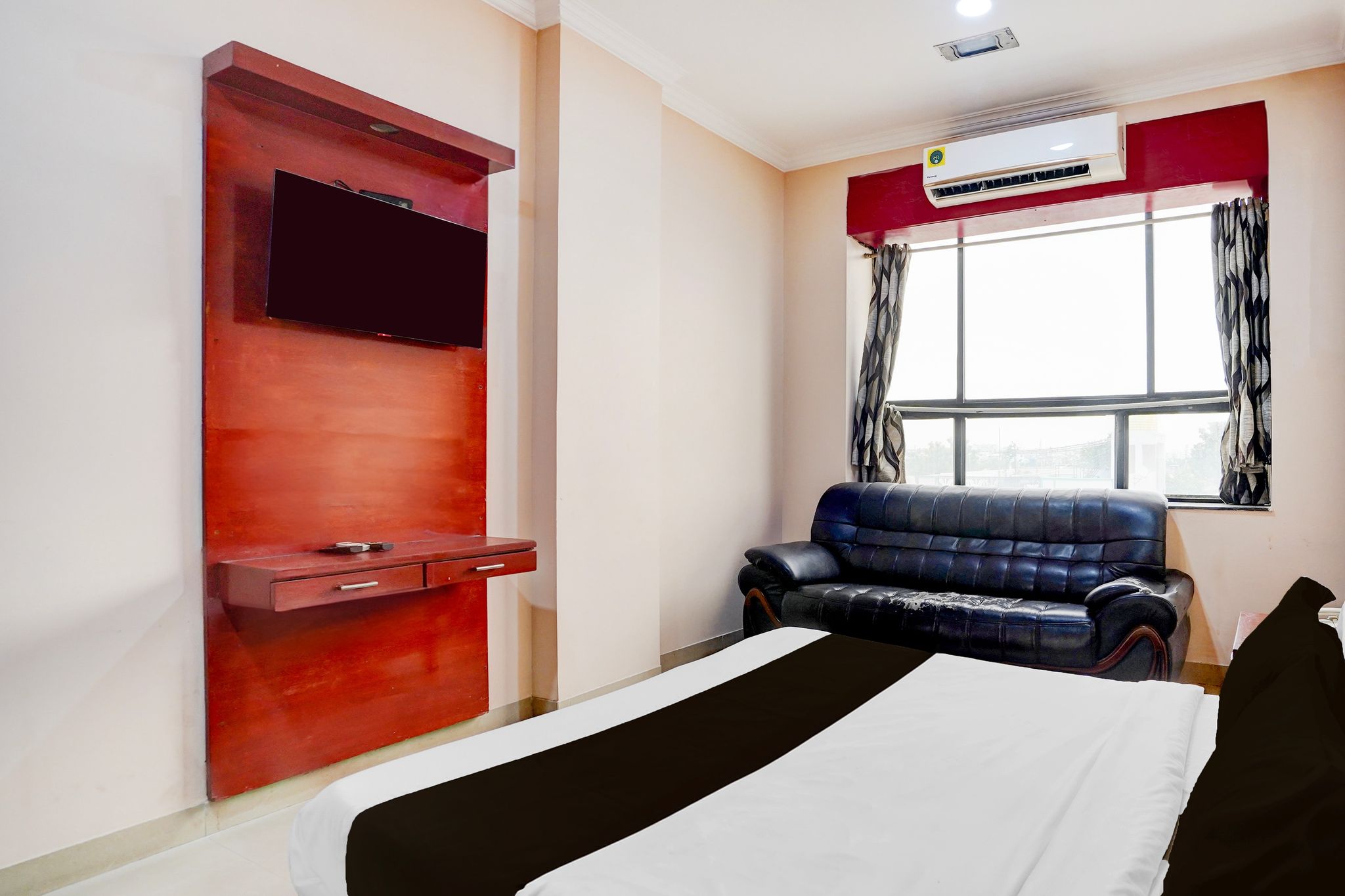 Hotel O Rani Durgawati Crossway Formerly Orient Palace CLASSIC 7