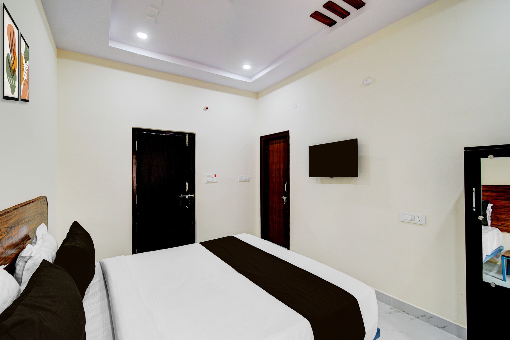 Super Hotel O Square Mall Hyderabad Formerly Skandas Residency Classic 4