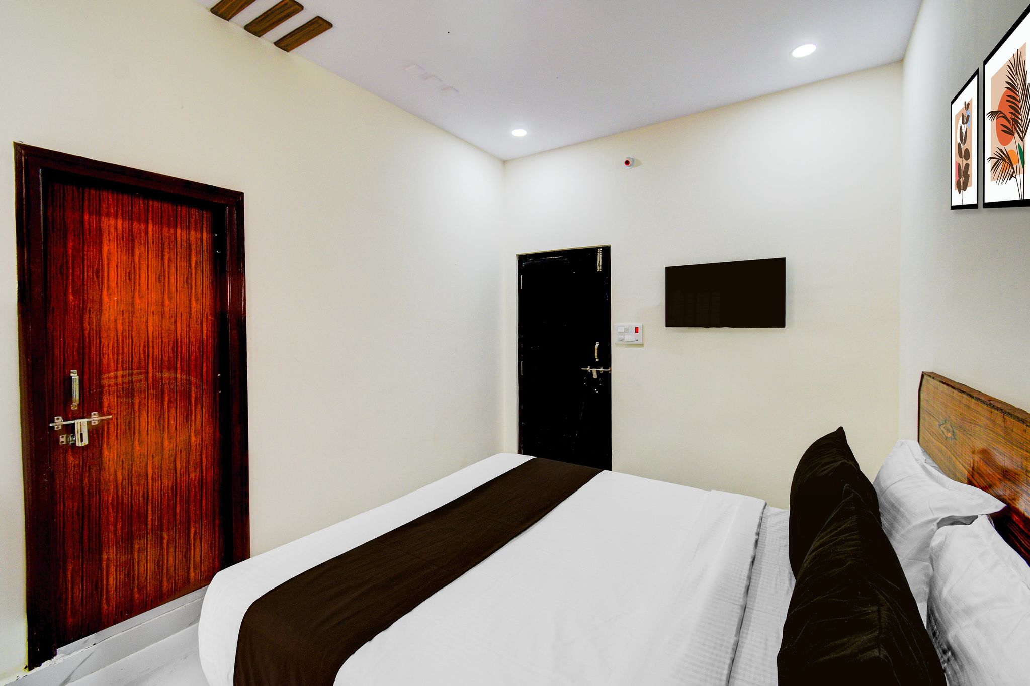 Super Hotel O Square Mall Hyderabad Formerly Skandas Residency Classic 12