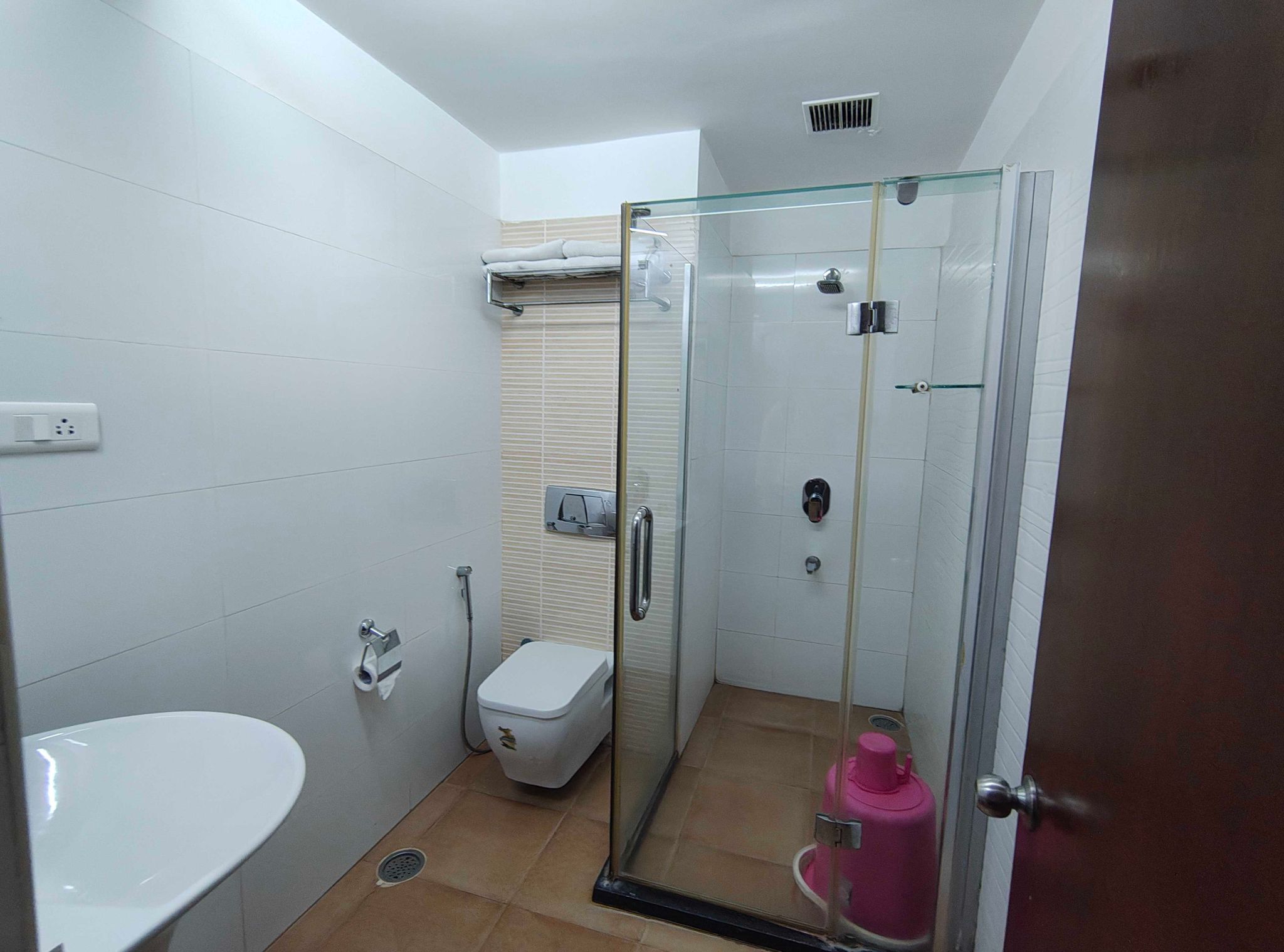 Townhouse Cineplanet Kompally Classic 8