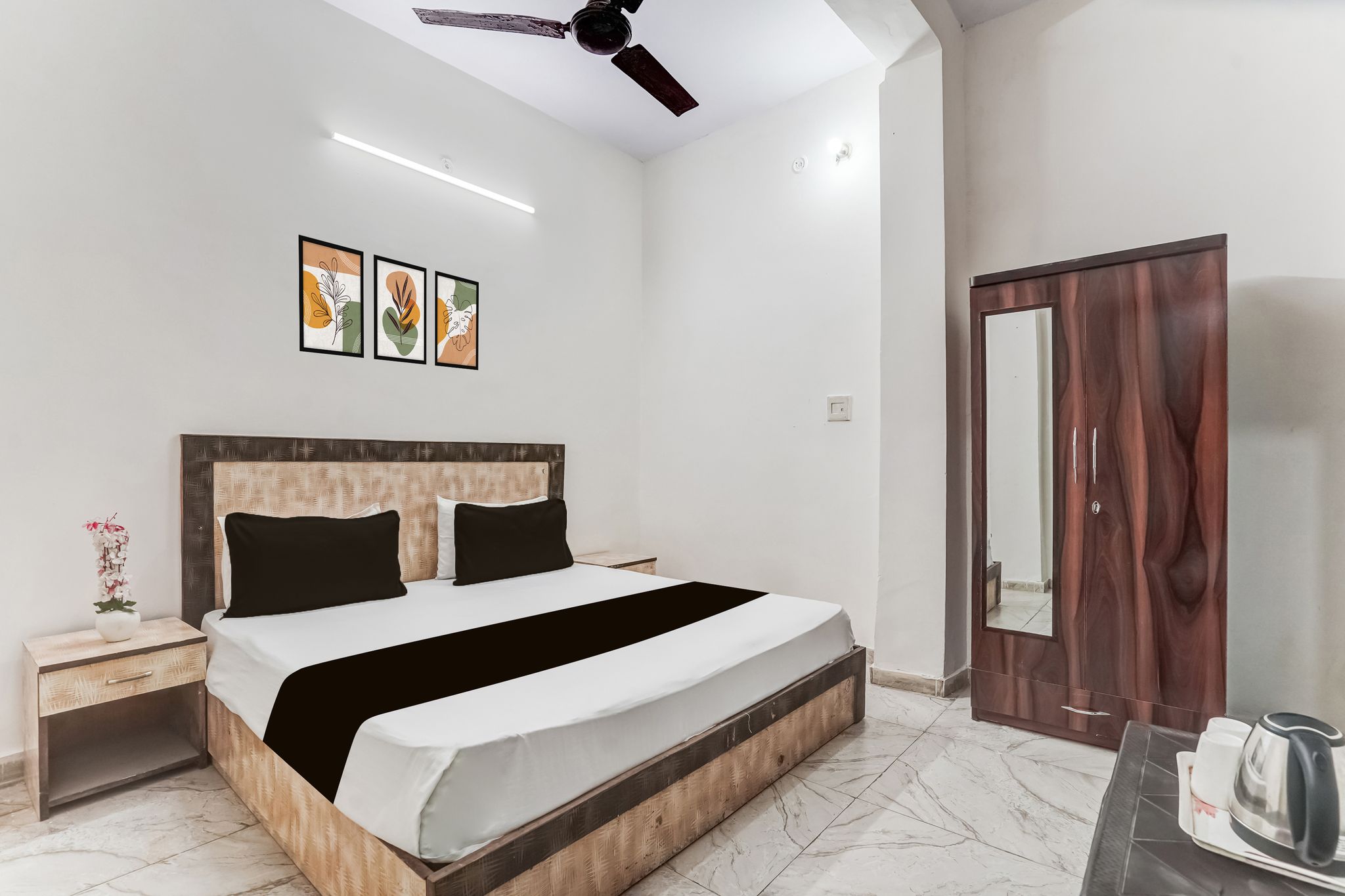 Super Hotel O Sector 12 Ghaziabad Formerly VIP Inn Classic 20