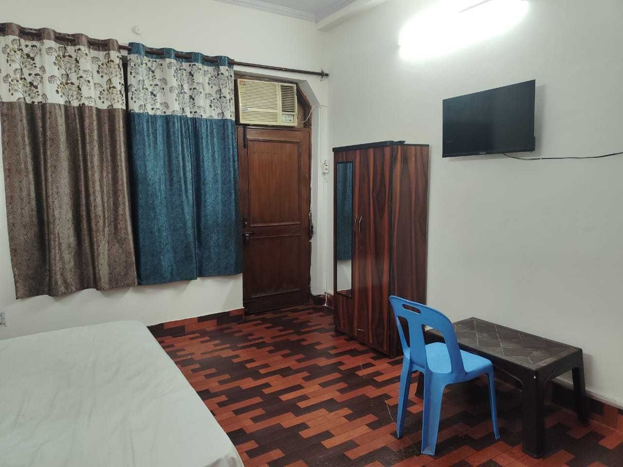 Super Hotel O Sector 12 Ghaziabad Formerly VIP Inn Classic 8