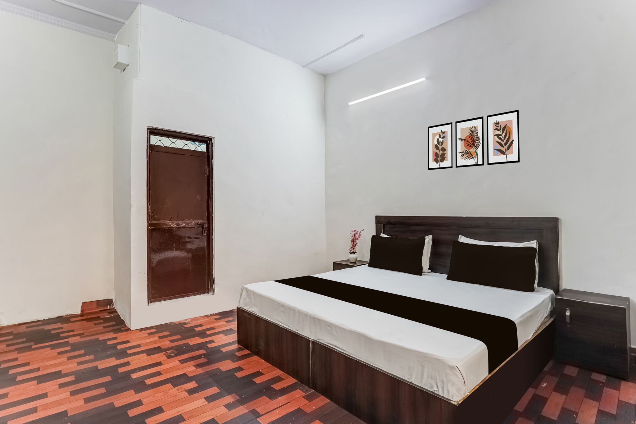 Super Hotel O Sector 12 Ghaziabad Formerly VIP Inn Classic 43