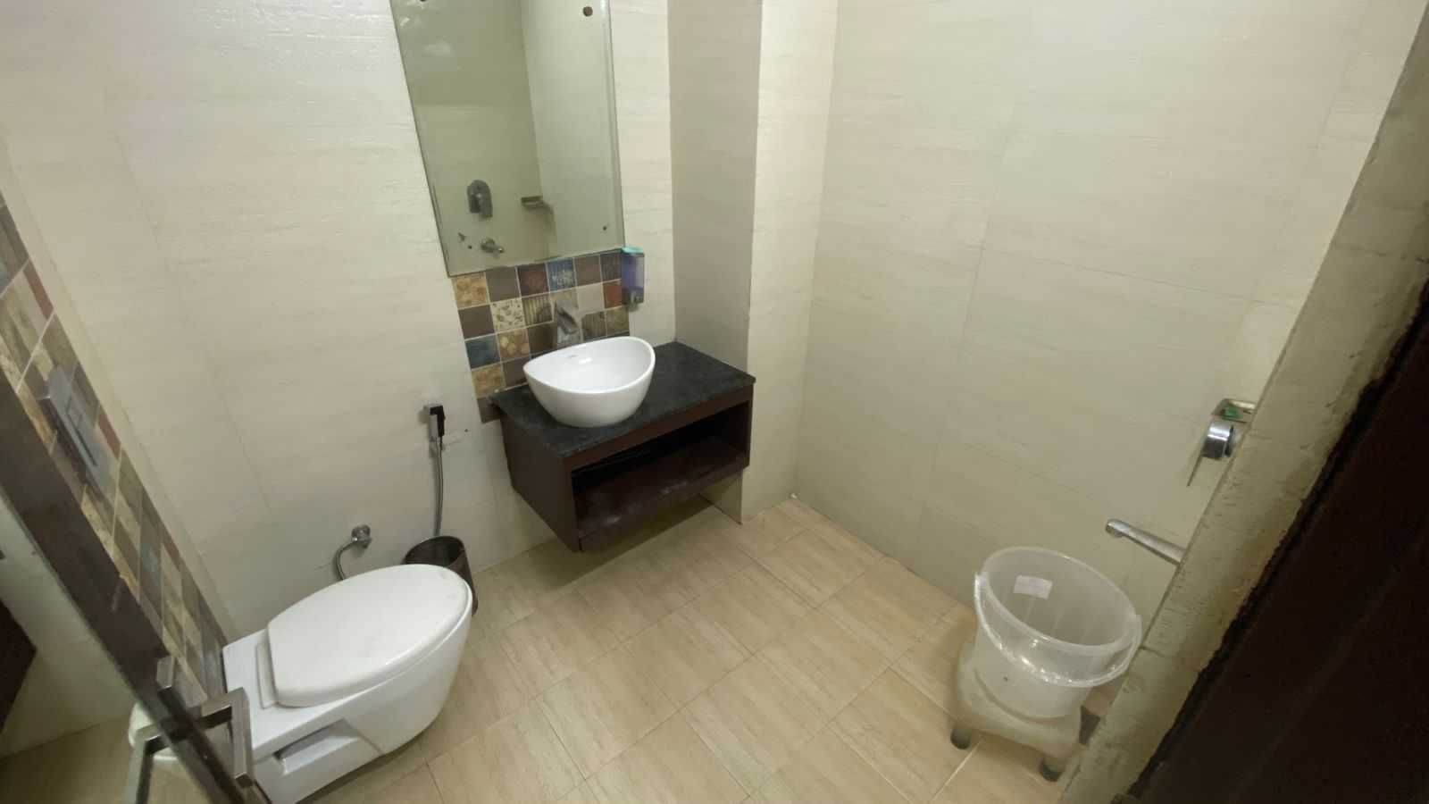 Collection O Zirakpur - Patiala Road Formerly Hotel Anvay Classic 9