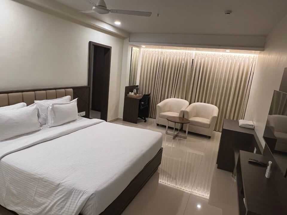 Townhouse Vizianagaram Formerly Happy Stays Classic 8