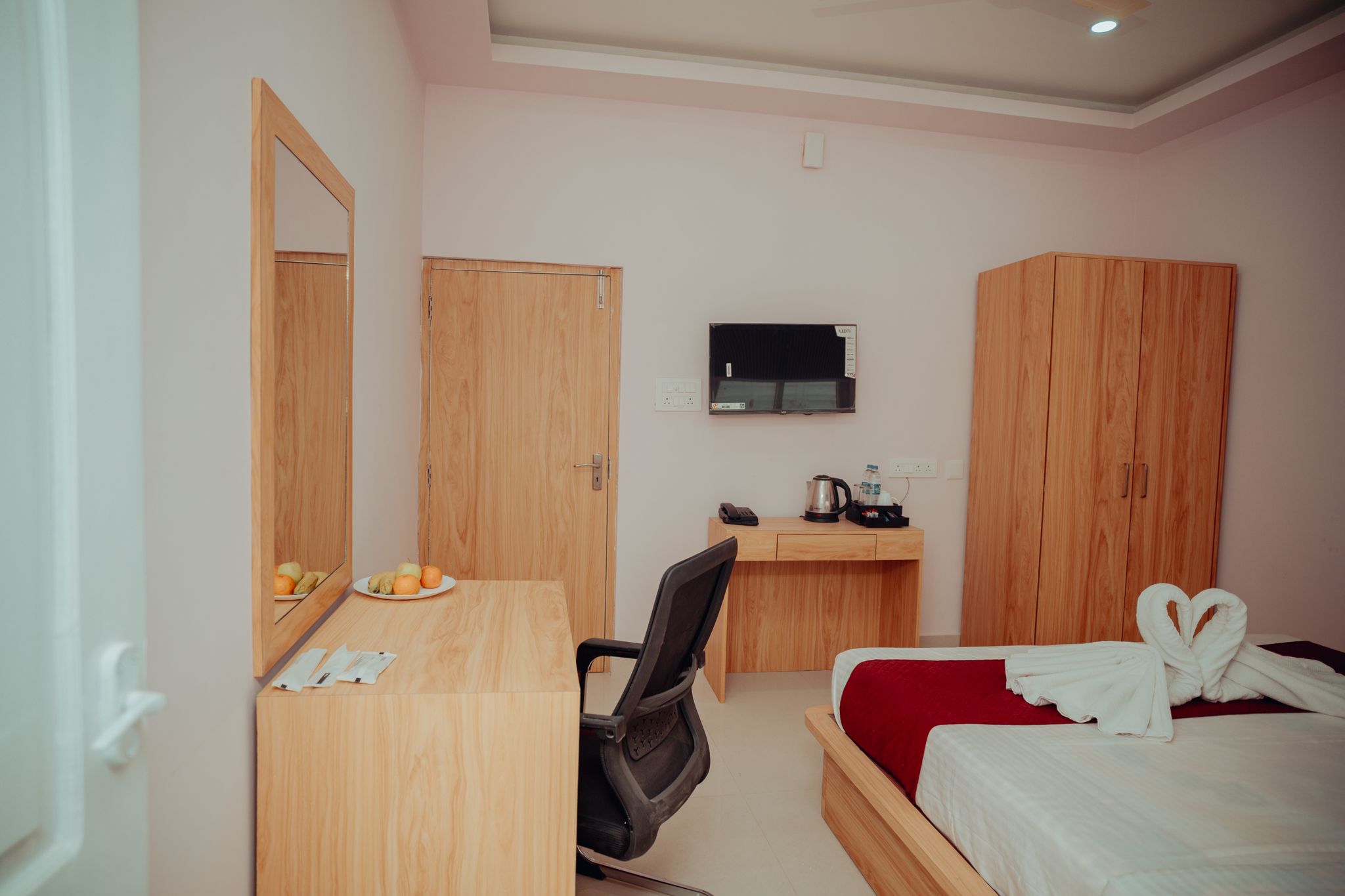 HOTEL CHAITRANGADA Executive with Balcony 11