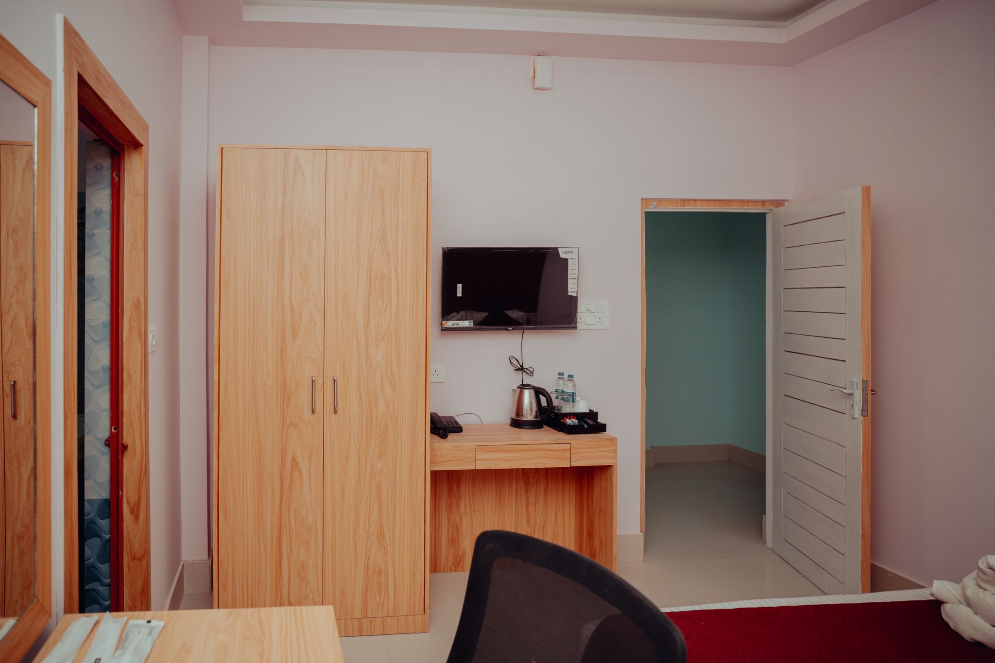 HOTEL CHAITRANGADA Deluxe Room 7