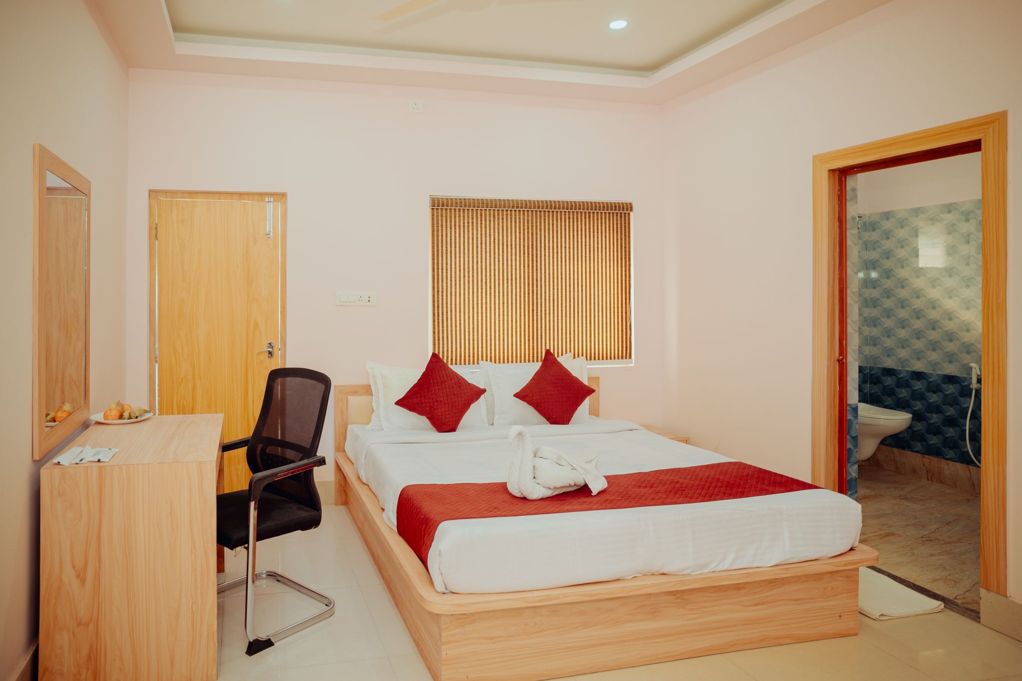 HOTEL CHAITRANGADA Executive with Balcony 10
