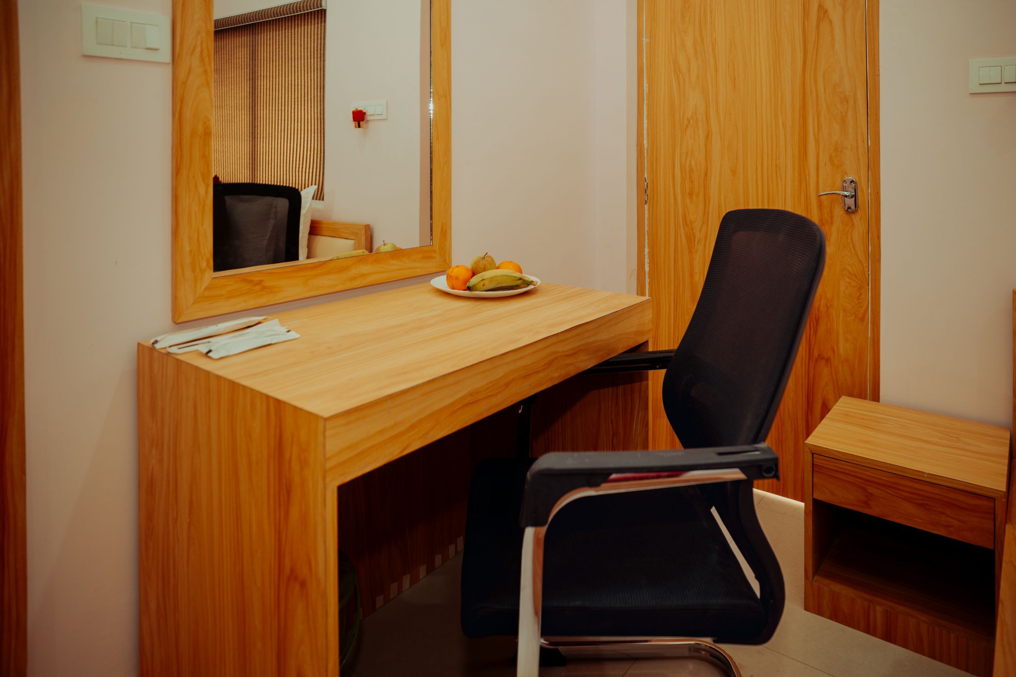 HOTEL CHAITRANGADA Deluxe Room 4