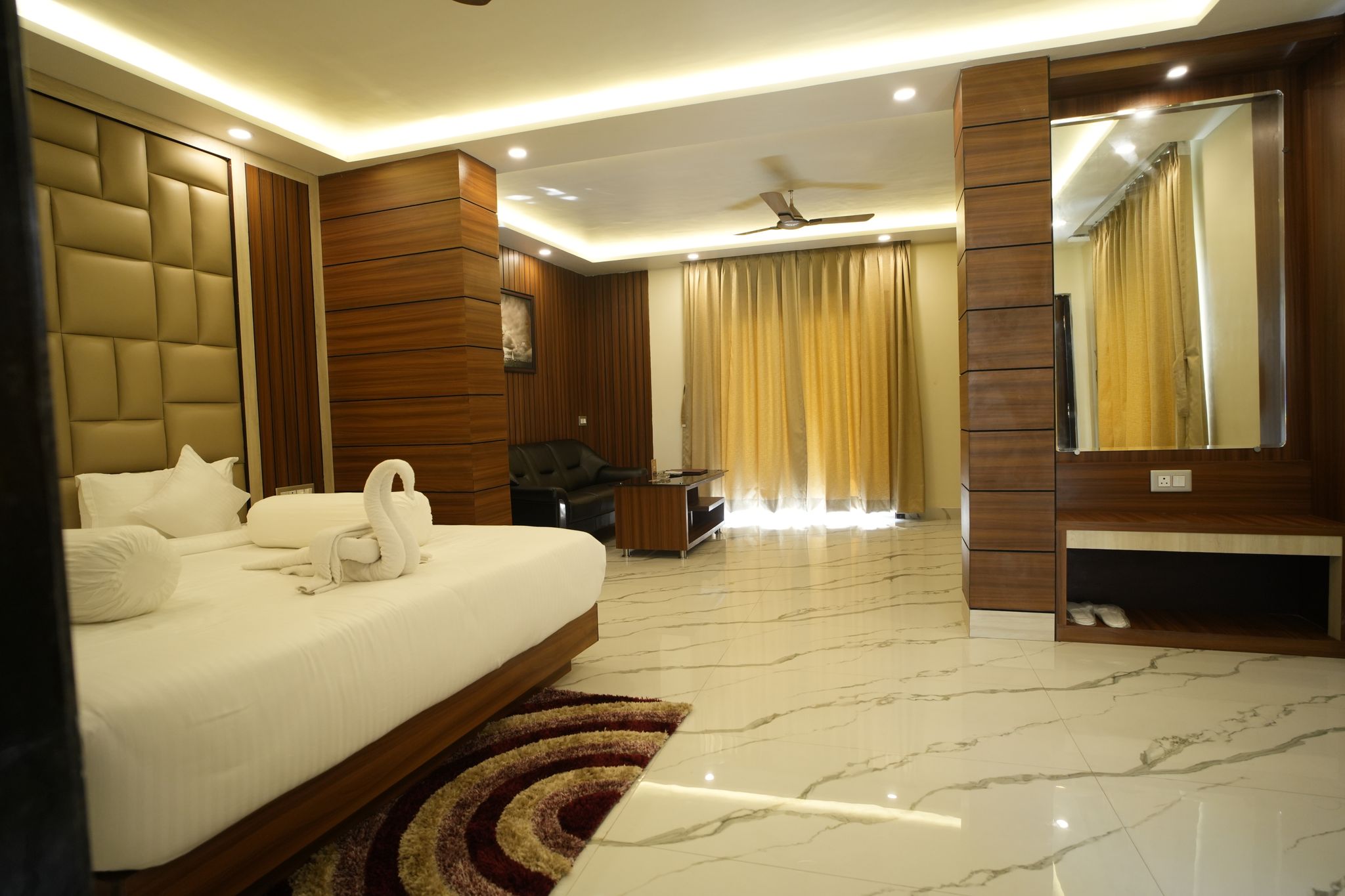 Royal Suite Sea View Room