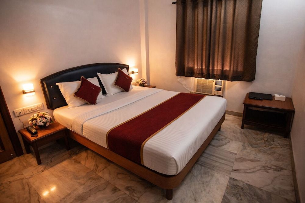 Hotel Raja Kalyan Standard Room 7