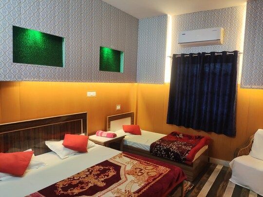 Kashi Nest Deluxe Family Room