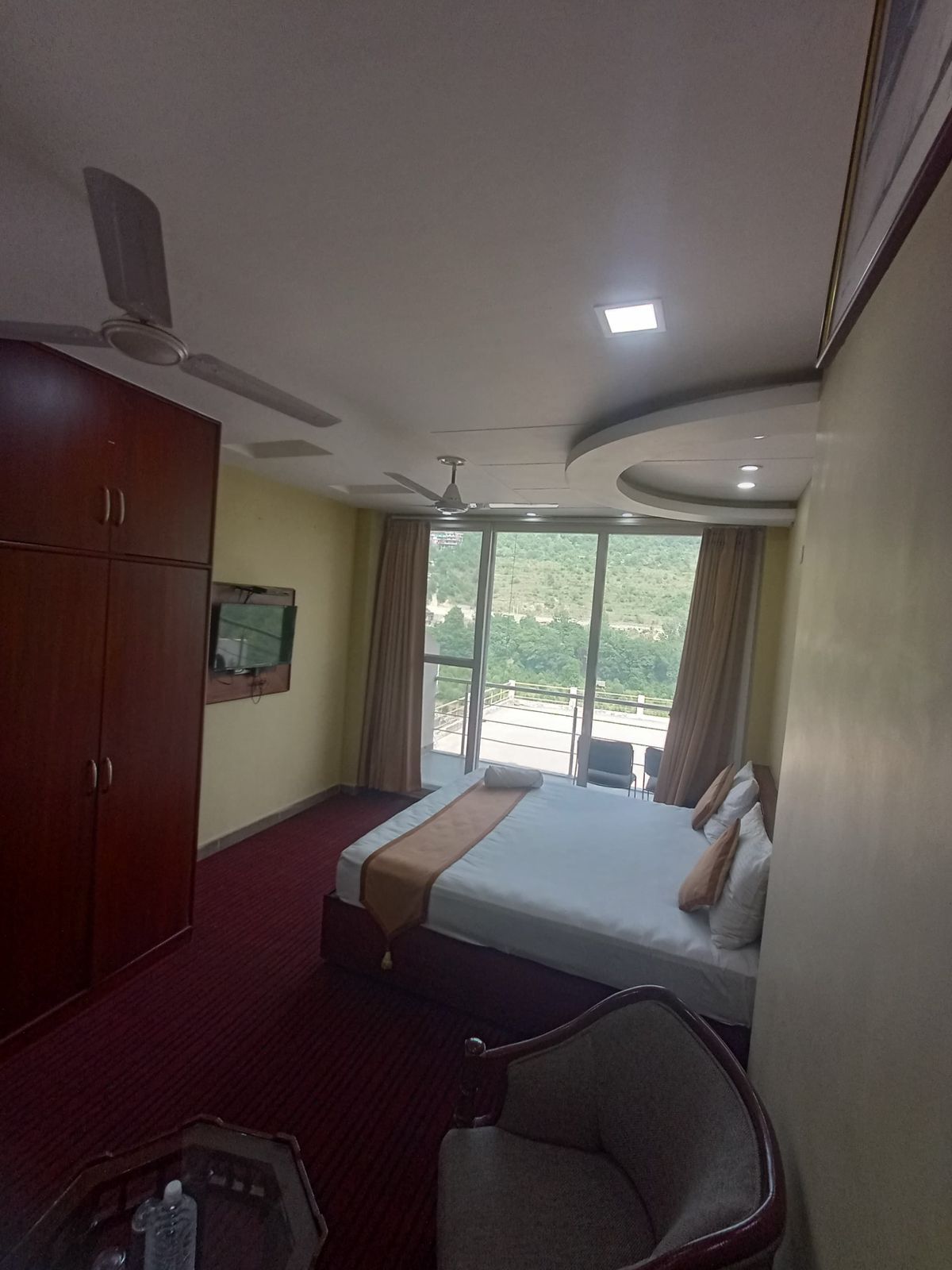 Hotel Diamond Vaishali Deluxe Room 2