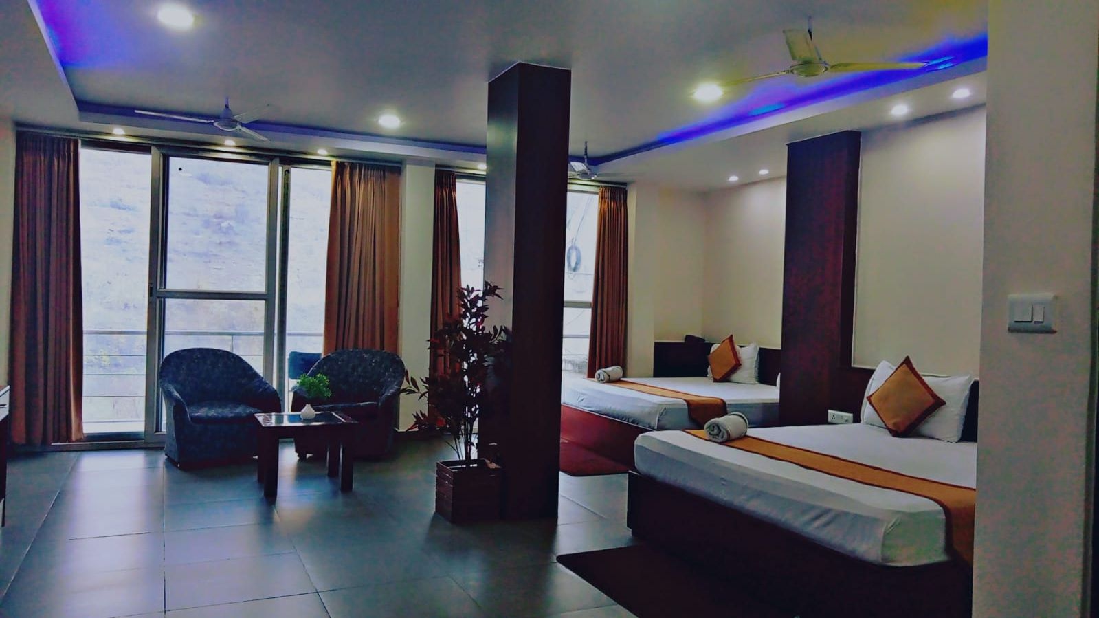Hotel Diamond Vaishali Family Suite 2
