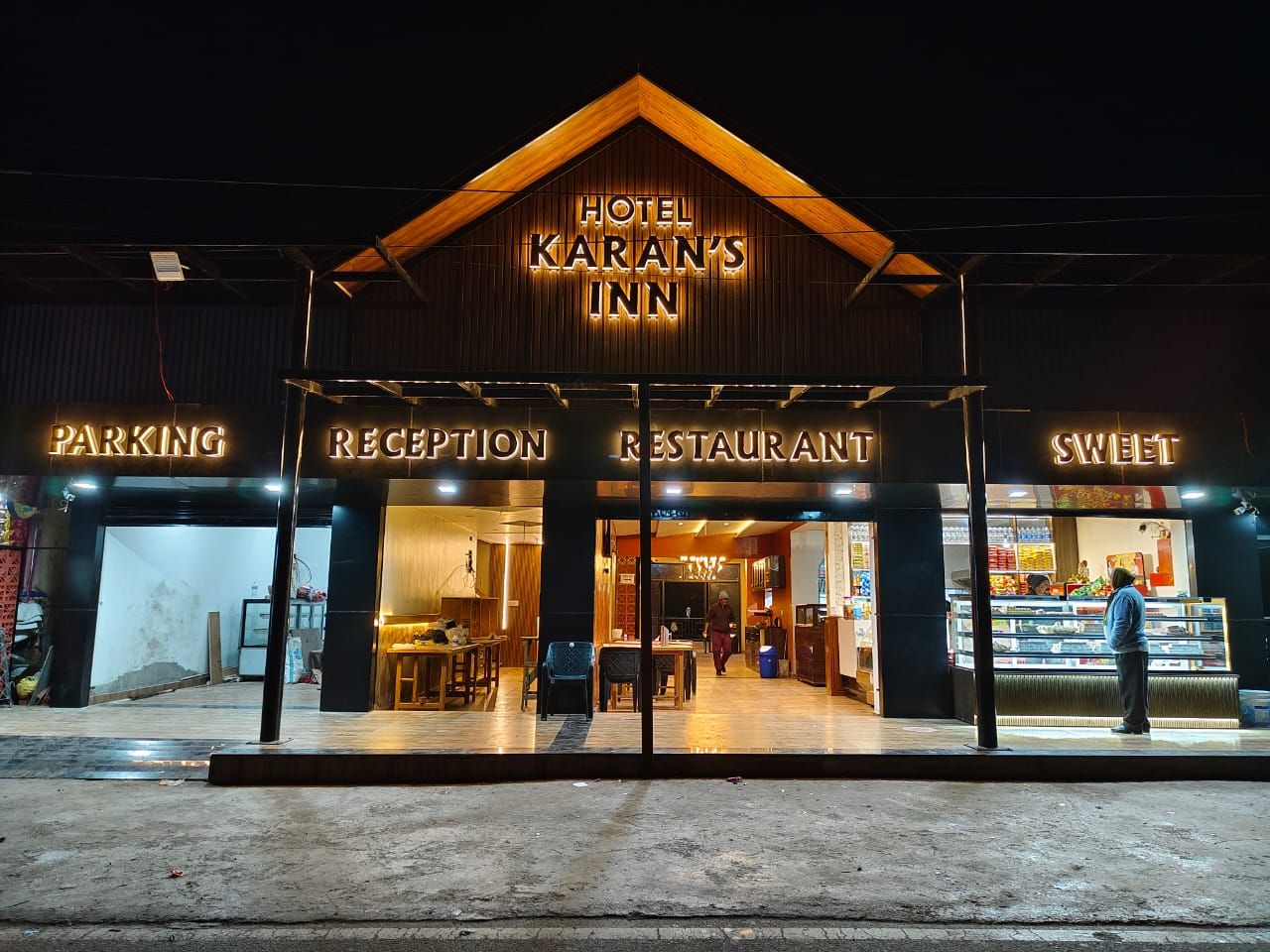 Hotel Karan's Inn