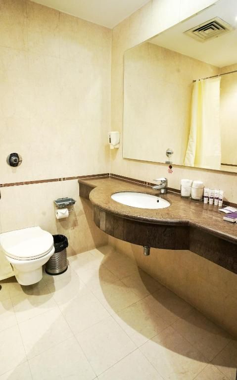 Nirvana Gateway Ludhiana Deluxe Room 4