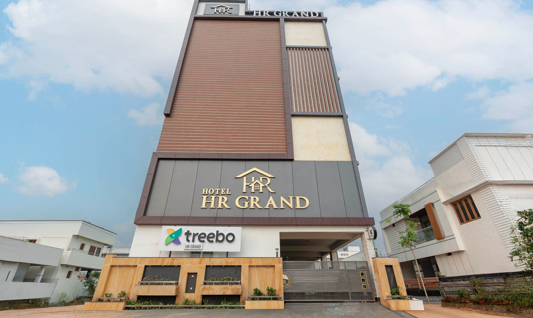 Treebo HR Grand