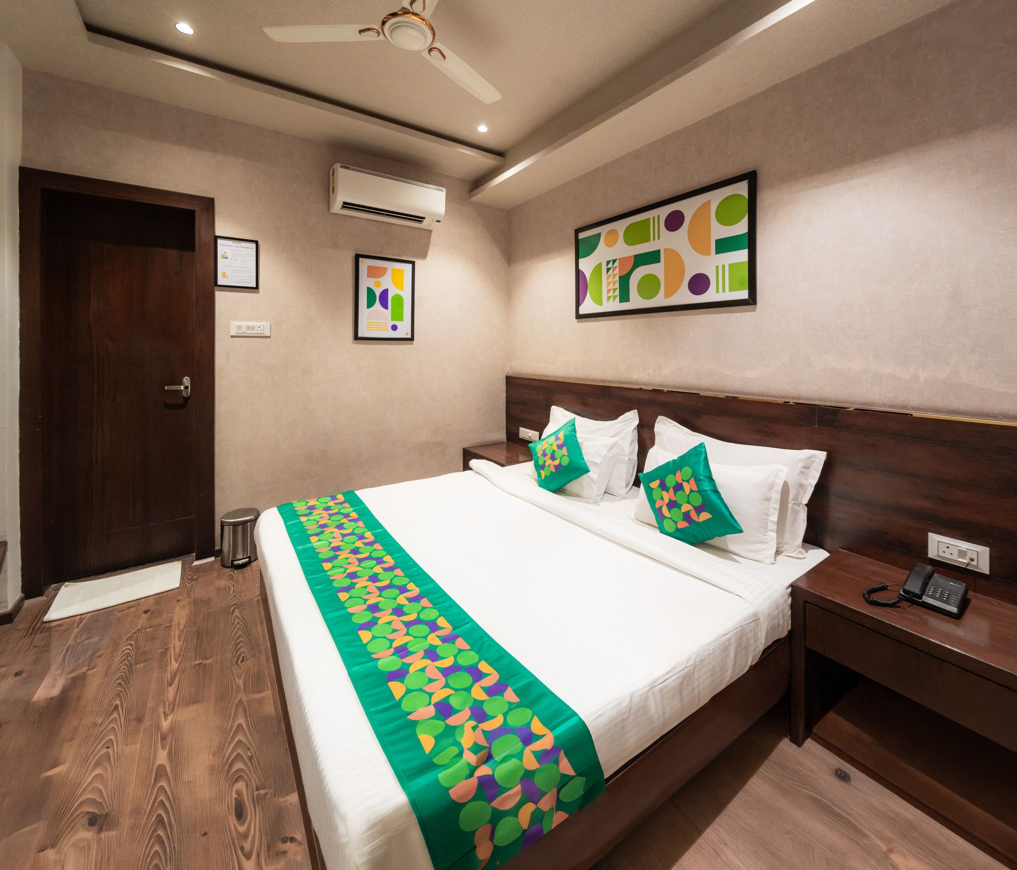 Treebo Awadhvue Standard Room 5