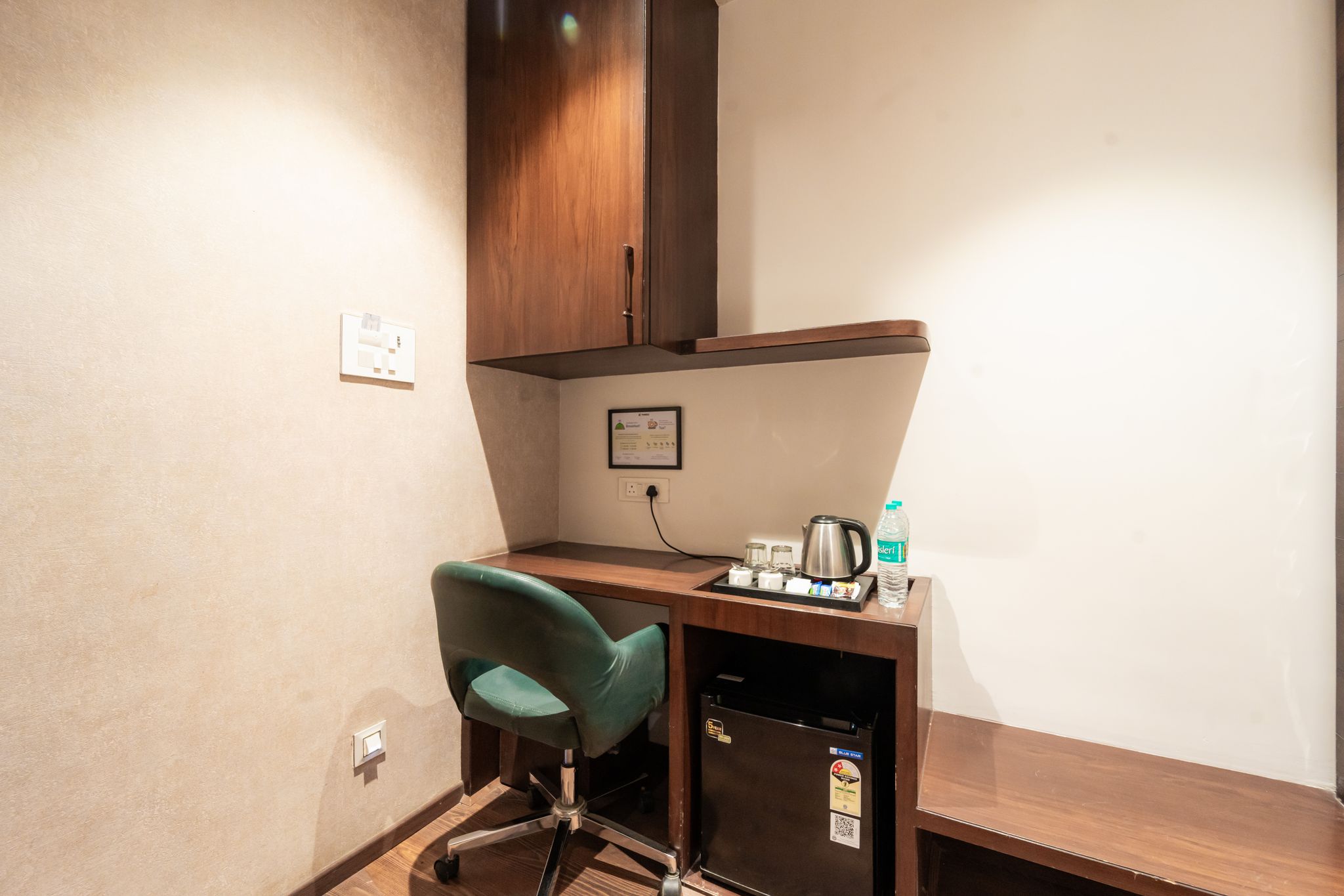 Treebo Awadhvue Standard Room 2