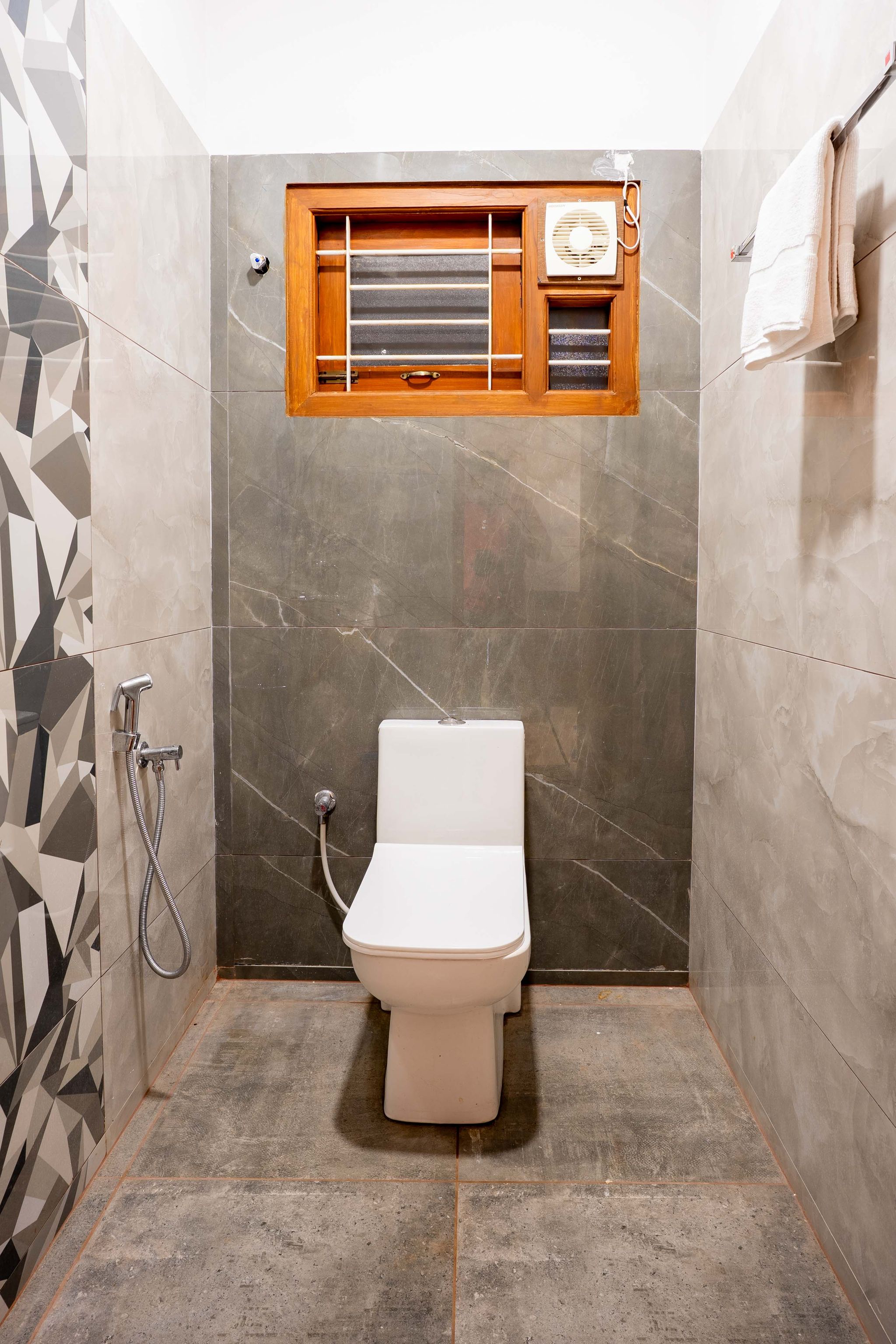 Aura Heaven Thanjavur Standard Bed Room With Shared Bathroom 6