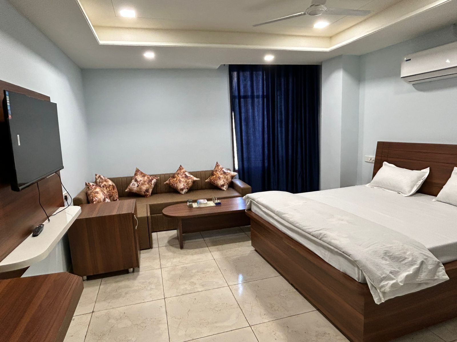 Suite Room