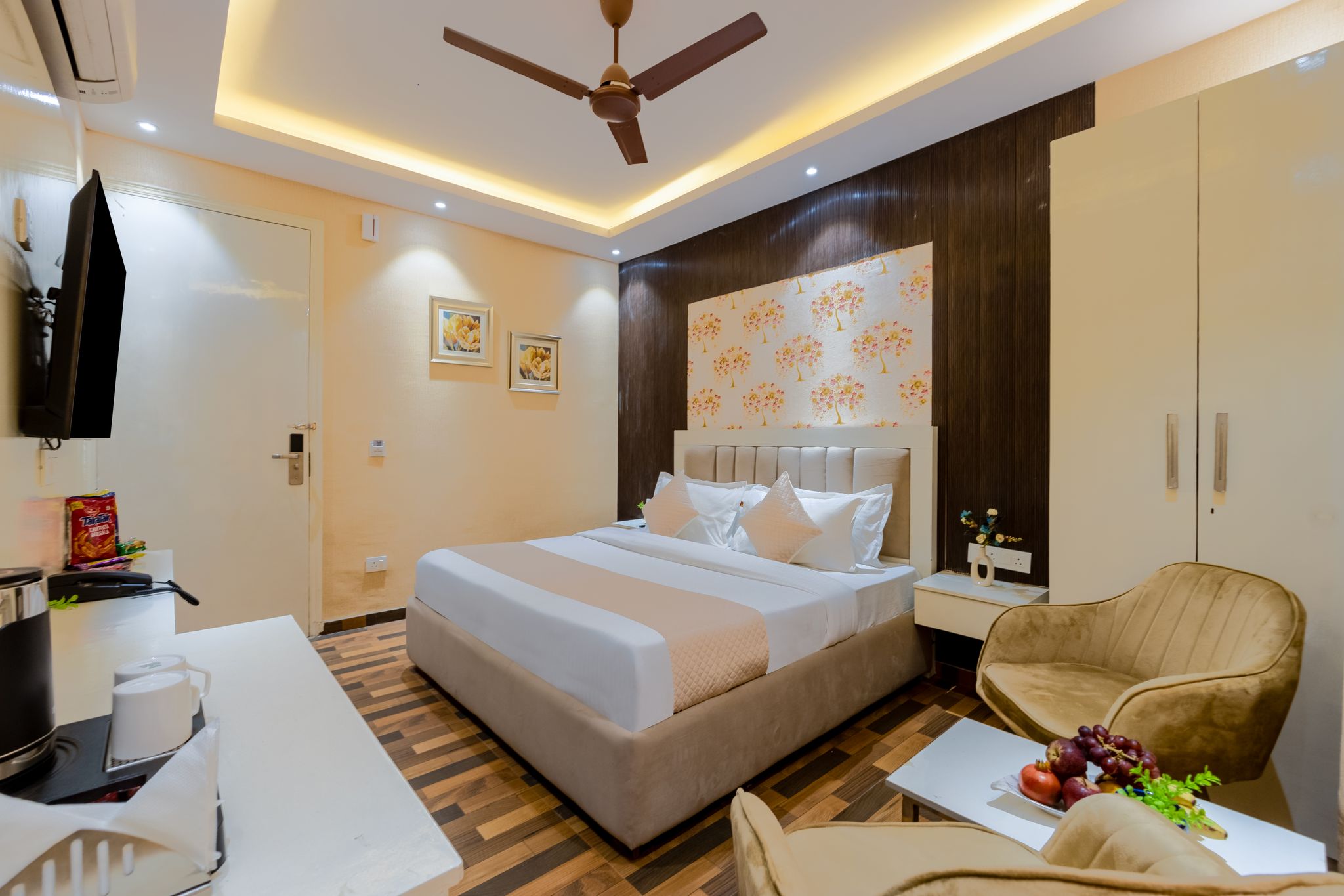 Superior Room With City View