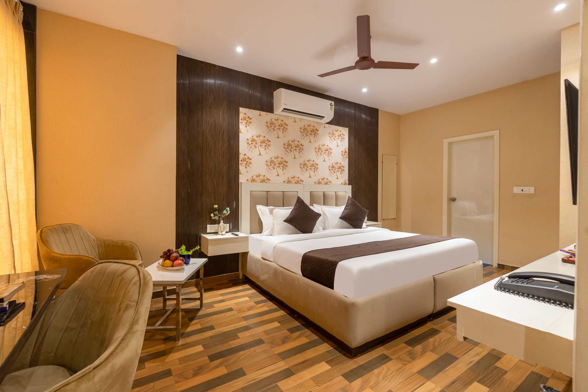 Superior Room With City View