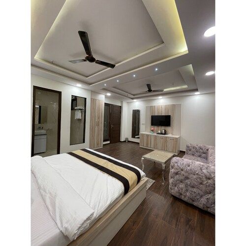 Suite (4X)