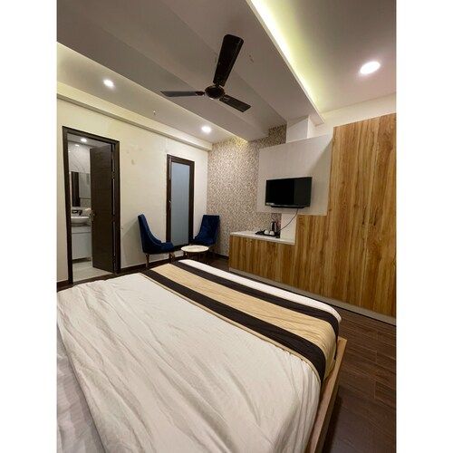 Maps Inn Hotel & Banquet & Restaurant Executive Room 8
