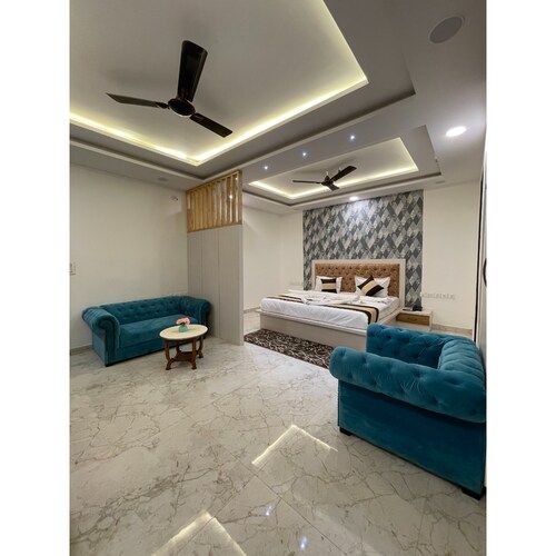 Suite (4X)